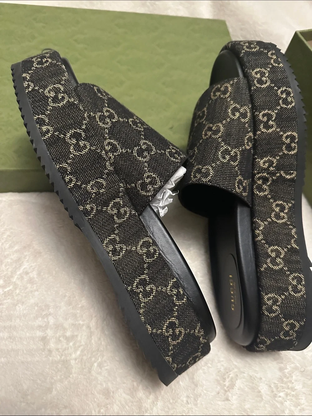 Gucci Black GG Monogram Canvas Slides with Matching Bucket Hat only for photo